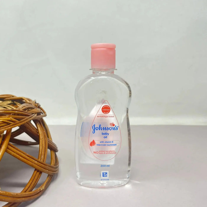Johnson's Baby Oil With Vitamin E